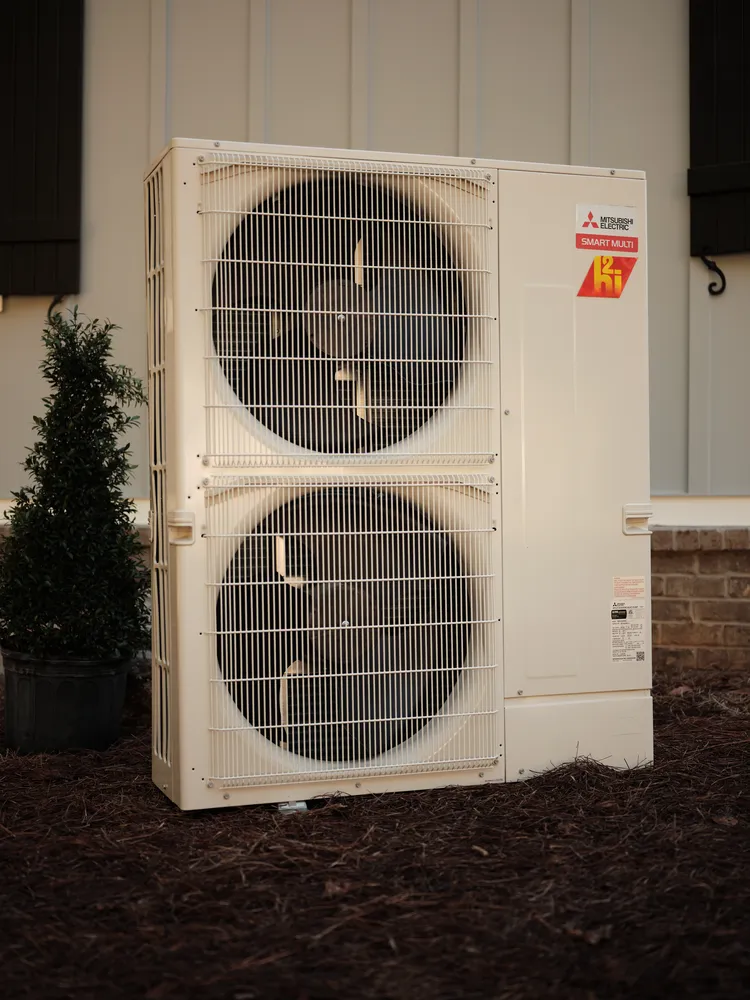 outdoor heat pump unit