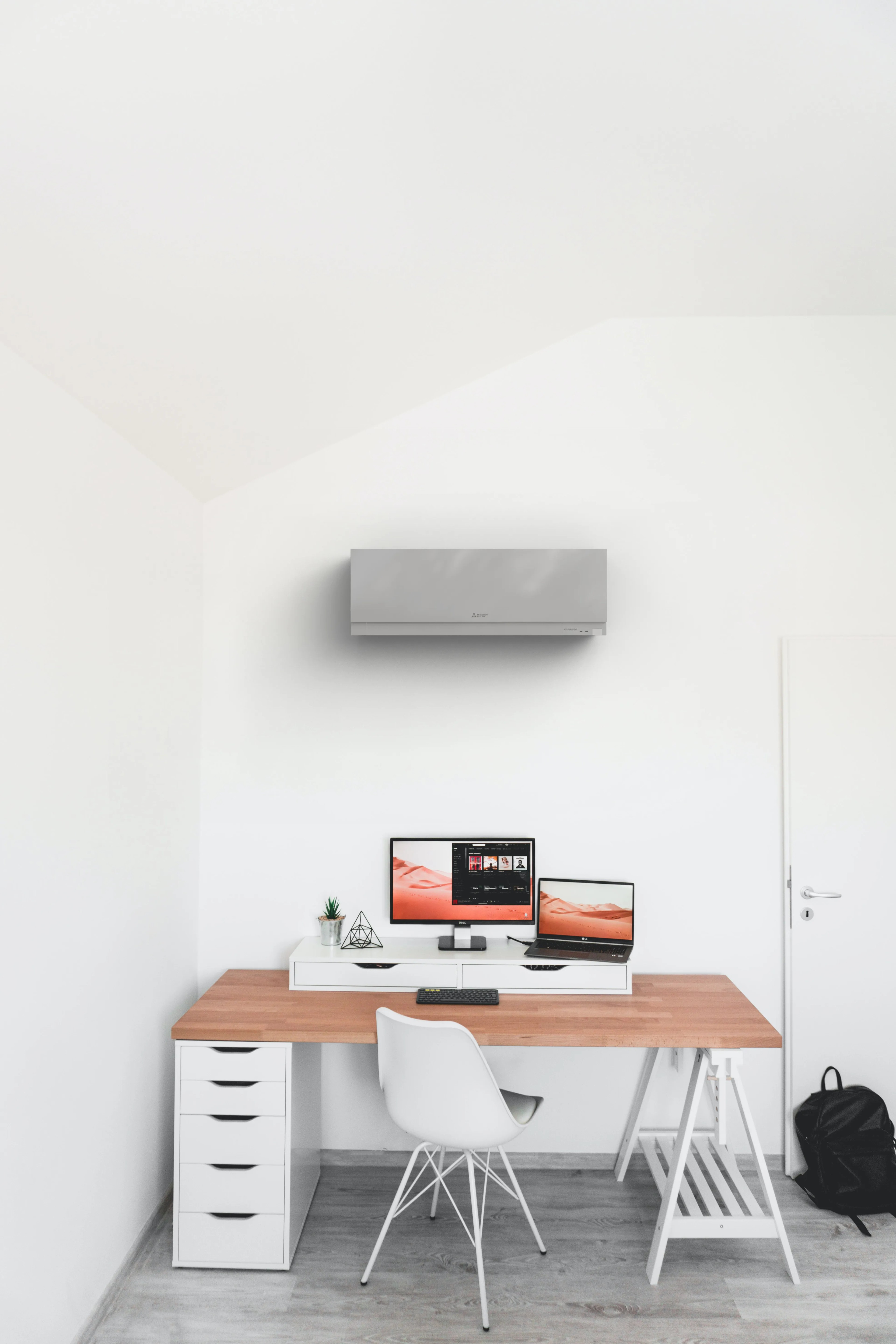 Designer wall-mounted indoor unit MSZ-EF installed